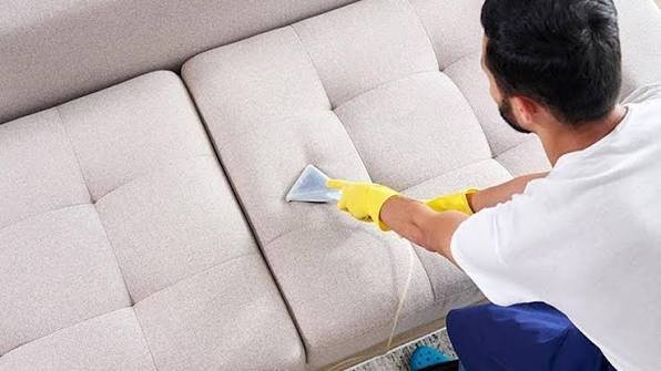 Foam Technology Cleaning: Saving Water and Time on Sofa Care
